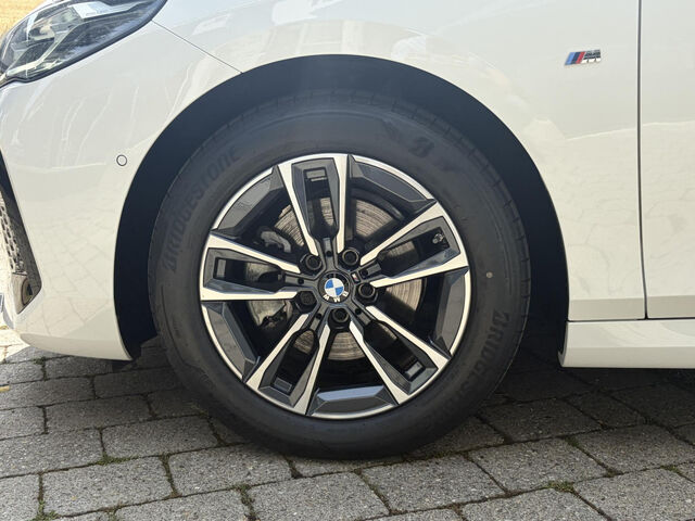 BMW 218 Active Tourer 218i AT M Sport Kamera Widescreen Lenkradh.Komfz Sportpaket Bluetooth Navi LED Klima PDC el. Fenster Ansicht 9 für Fahrzeugdetailseite