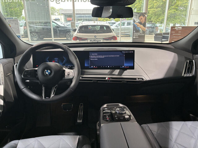 BMW iX 45 SOFORT HUD AHK M Sport Glow SuView Sportpaket Navi LED Vollleder Klima PDC Ansicht 13 für Fahrzeugdetailseite