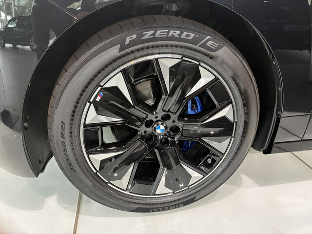 BMW iX 45 SOFORT HUD AHK M Sport Glow SuView Sportpaket Navi LED Vollleder Klima PDC Ansicht 15 für Fahrzeugdetailseite