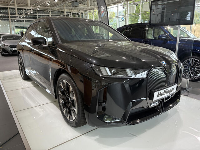 BMW iX 45 SOFORT HUD AHK M Sport Glow SuView Sportpaket Navi LED Vollleder Klima PDC Ansicht 2 für Fahrzeugdetailseite