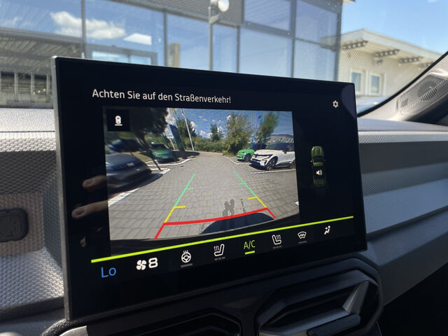 DACIA Duster Eco-G 120 auto SHZ ! LEASING AB 209,- ! Bluetooth Navi LED Klima Einparkhilfe el. Fenster Ansicht 15 für Fahrzeugdetailseite