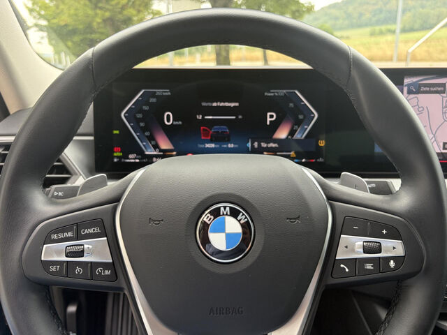 BMW 320 i Aut. Sports.Live-Navi Ad-LED Temp.Sitzh.DAB Bluetooth Klima PDC el. Fenster Ansicht 15 für Fahrzeugdetailseite