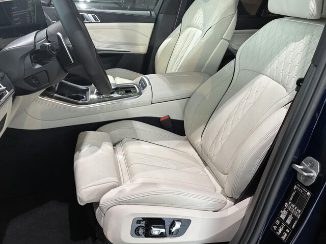 BMW X5 xDrive30d M Sport Pro Pano AHK Standh. Soft Clo Sportpaket Navi LED Vollleder Klima Standhzg PDC Ansicht 11 für Fahrzeugdetailseite