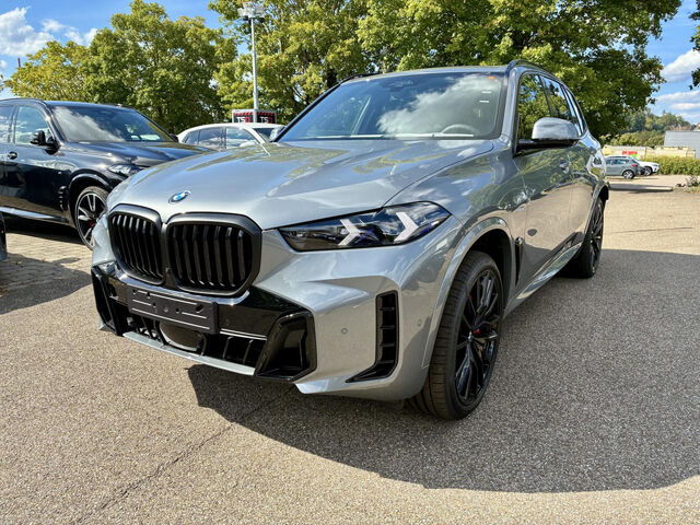 BMW X5 xDrive30d M Sport Pro AHK Pano Soft Close Sportpaket Navi LED Klima Standhzg PDC Ansicht 4 für Fahrzeugdetailseite
