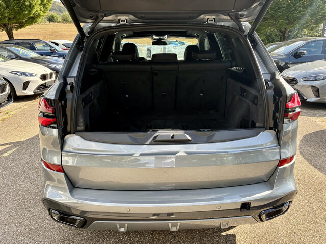 BMW X5 xDrive30d M Sport Pro AHK Pano Soft Close Sportpaket Navi LED Klima Standhzg PDC Ansicht 8 für Fahrzeugdetailseite