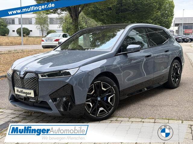 BMW iX x50 Sport Sky HUD ACC SuView H/K.Lenkradh.22 Sportpaket Bluetooth Navi Klima PDC el. Fenster Ansicht 1 für Fahrzeugdetailseite