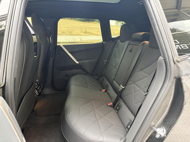 BMW iX x50 Sport Sky HUD ACC SuView H/K.Lenkradh.22 Sportpaket Bluetooth Navi Klima PDC el. Fenster Ansicht 12 für Fahrzeugdetailseite