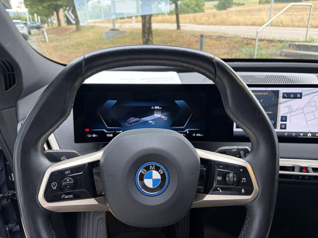 BMW iX x50 Sport Sky HUD ACC SuView H/K.Lenkradh.22 Sportpaket Bluetooth Navi Klima PDC el. Fenster Ansicht 15 für Fahrzeugdetailseite