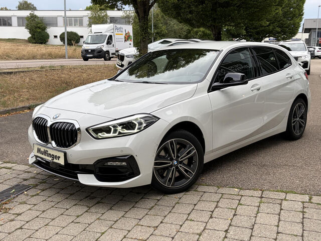BMW 120 i Sport LED Kamera Live-Prof Lenkradh.AHK 17 Sportpaket Bluetooth Navi Klima PDC el. Fenster Ansicht 2 für Fahrzeugdetailseite