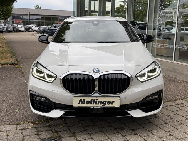 BMW 120 i Sport LED Kamera Live-Prof Lenkradh.AHK 17 Sportpaket Bluetooth Navi Klima PDC el. Fenster Ansicht 4 für Fahrzeugdetailseite