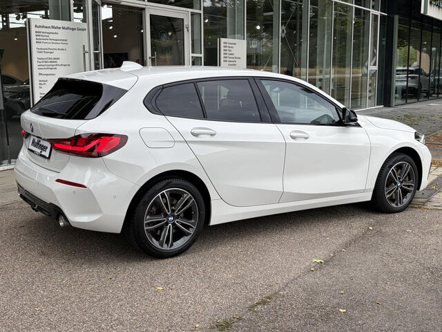BMW 120 i Sport LED Kamera Live-Prof Lenkradh.AHK 17 Sportpaket Bluetooth Navi Klima PDC el. Fenster Ansicht 6 für Fahrzeugdetailseite