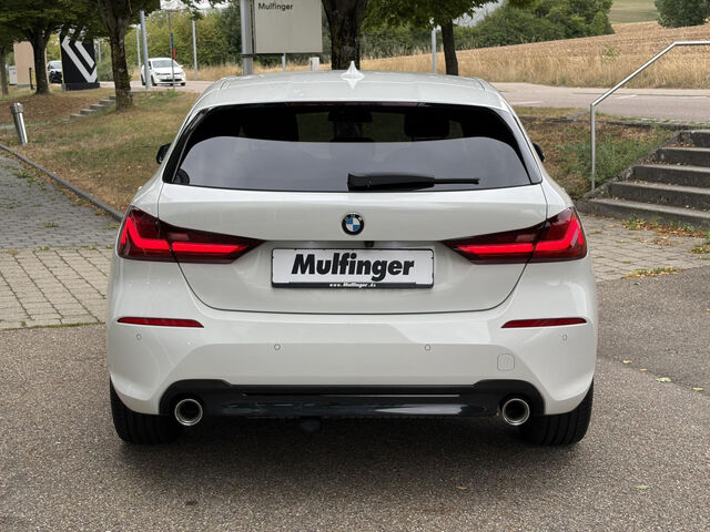 BMW 120 i Sport LED Kamera Live-Prof Lenkradh.AHK 17 Sportpaket Bluetooth Navi Klima PDC el. Fenster Ansicht 7 für Fahrzeugdetailseite