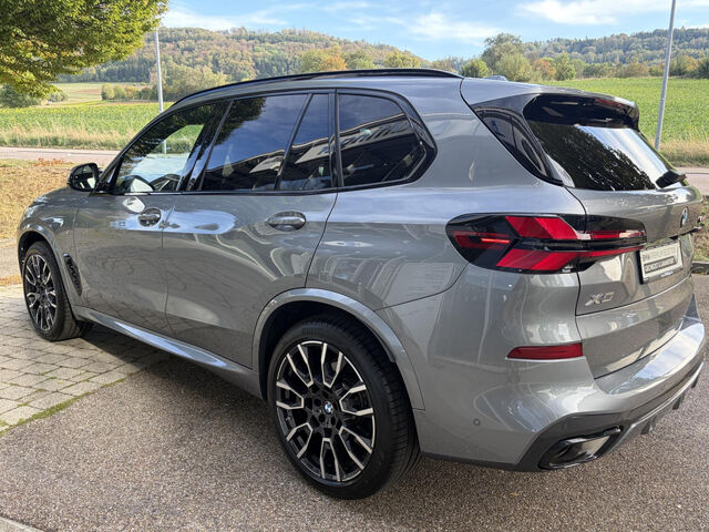 BMW X5 x40d M Sport Pro Iconic ACC PanoD.Sitzbel.AHK Sportpaket Bluetooth HUD Navi LED Vollleder Klima P Ansicht 8 für Fahrzeugdetailseite