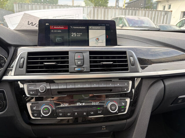BMW 340 i xDr.T. Leder HUD Pano-NUR Händler/Export Bluetooth Navi LED Vollleder Klima PDC el. Fenster Ansicht 14 für Fahrzeugdetailseite
