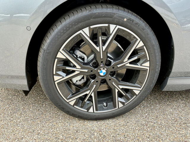 BMW 120 M Sport LED SOFORT Lager Sportpaket Klima PDC Ansicht 8 für Fahrzeugdetailseite
