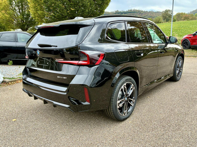 BMW X1 sDrive18i M Sport AHK HUD SOFORT Lager Sportpaket Navi LED PDC Ansicht 7 für Fahrzeugdetailseite