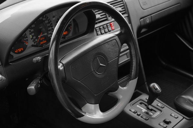 MERCEDES-BENZ C 36 AMG