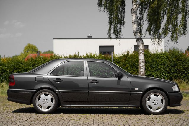 MERCEDES-BENZ C 36 AMG