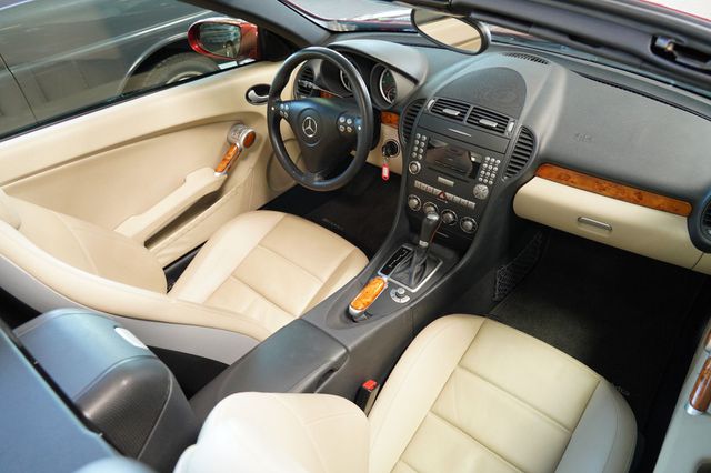 MERCEDES-BENZ SLK 55 AMG