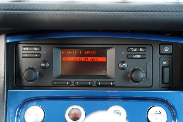 BMW Z8 *1 von 135 in topasblau/schwarz*