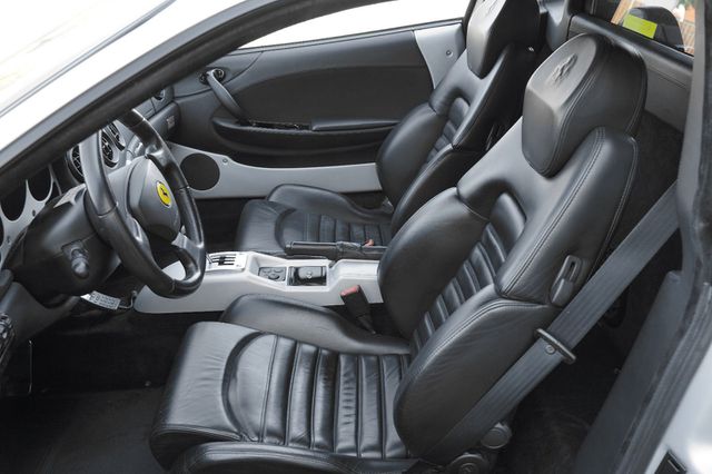 FERRARI 360 Modena *Handschalter, Nachlackierungsfrei*