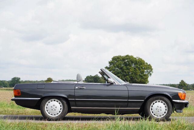 MERCEDES-BENZ SL 300 300 SL