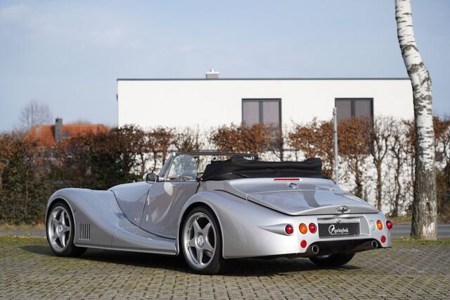 MORGAN Aero 8