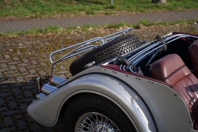 MORGAN Plus 8 *42 Jahre in letzter Hand*traumhaft!*