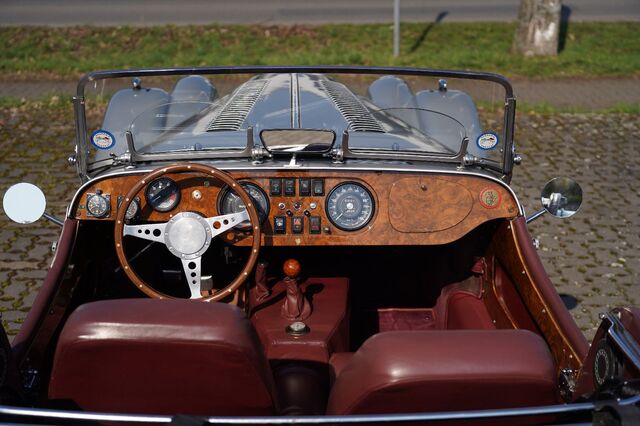 MORGAN Plus 8 *42 Jahre in letzter Hand*traumhaft!*