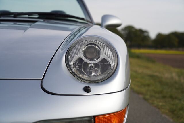 PORSCHE 993 Carrera Cabriolet *Unfallfrei*