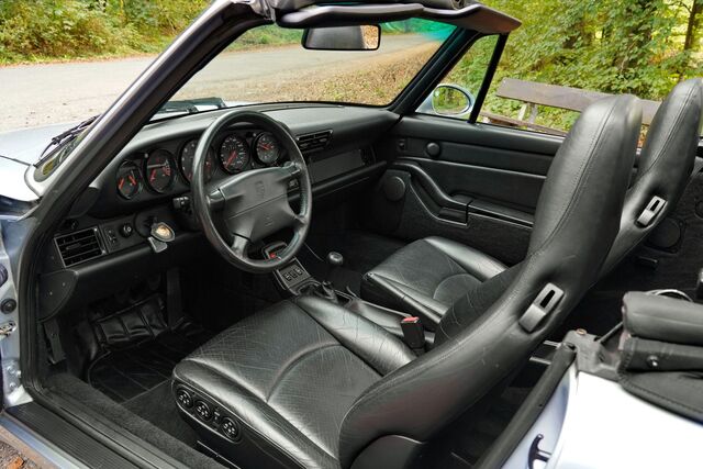 PORSCHE 993 Carrera Cabriolet *Unfallfrei*
