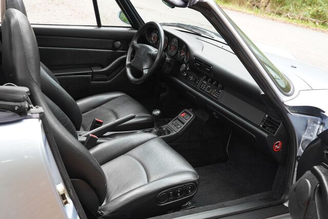 PORSCHE 993 Carrera Cabriolet *Unfallfrei*