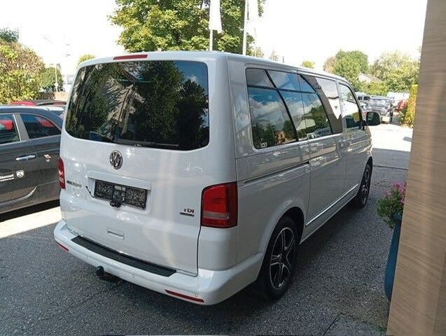 VW T5 Highline 4WD Campingumbau Ansicht 2 für Fahrzeugdetailseite