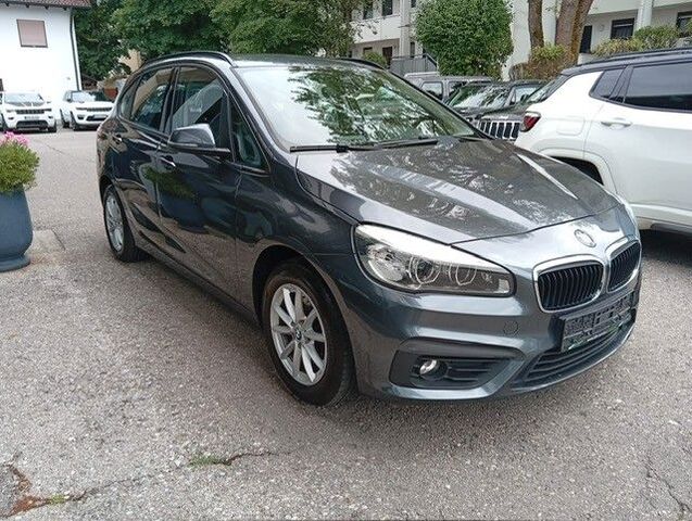 BMW 216 Active Tourer LED Scheinwerfer Advantage Top Ansicht 3 für Fahrzeugdetailseite