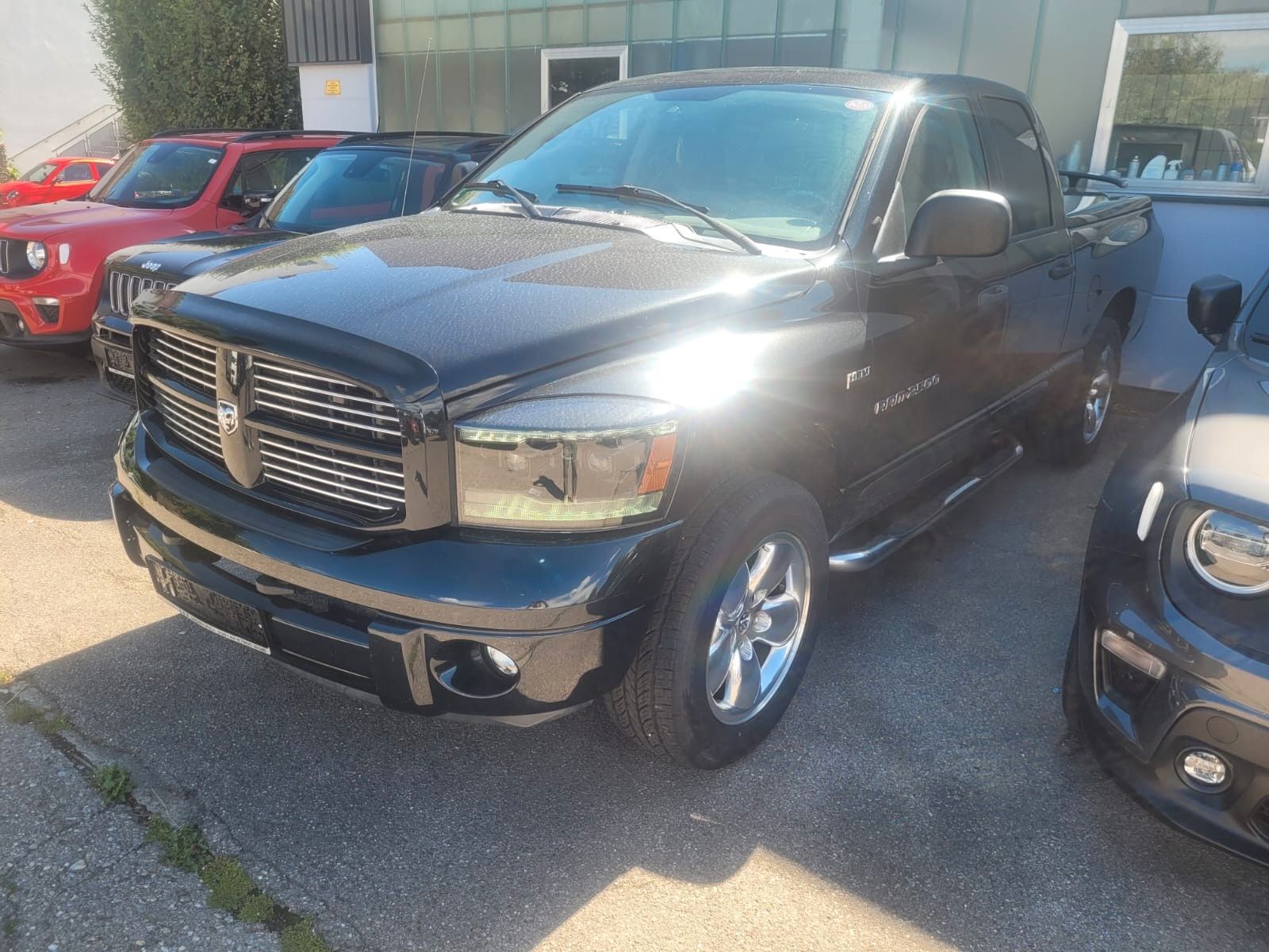 DODGE RAM 1500 LED guter Zustand Ansicht 1 für Fahrzeugdetailseite