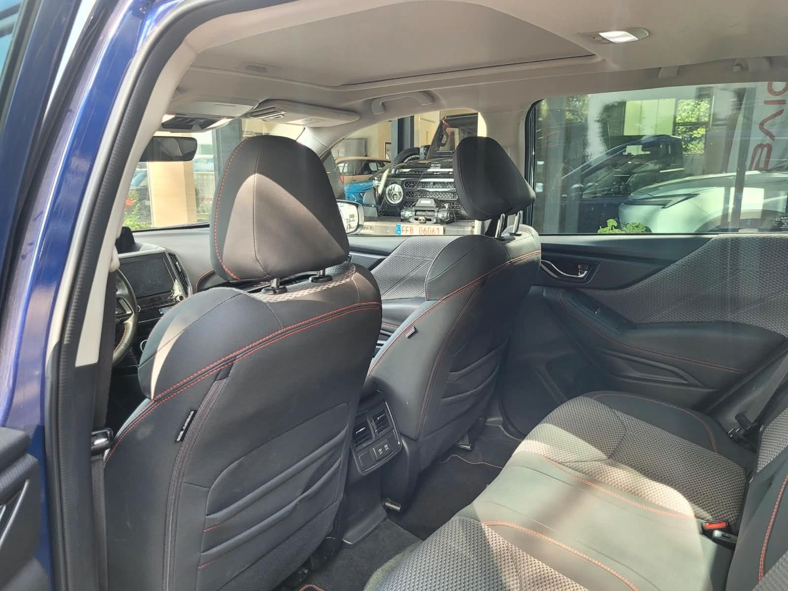 SUBARU Forester Edition Exclusive Cross Ansicht 14 für Fahrzeugdetailseite