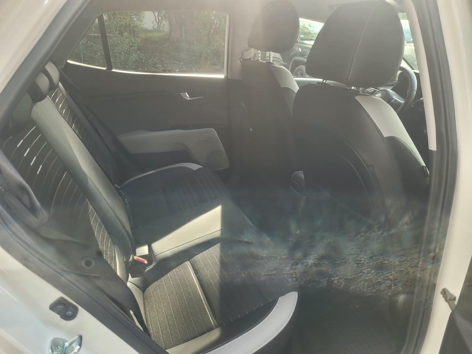KIA Stonic Edition 7 Face Lift , Kamera, wie neu Ansicht 13 für Fahrzeugdetailseite
