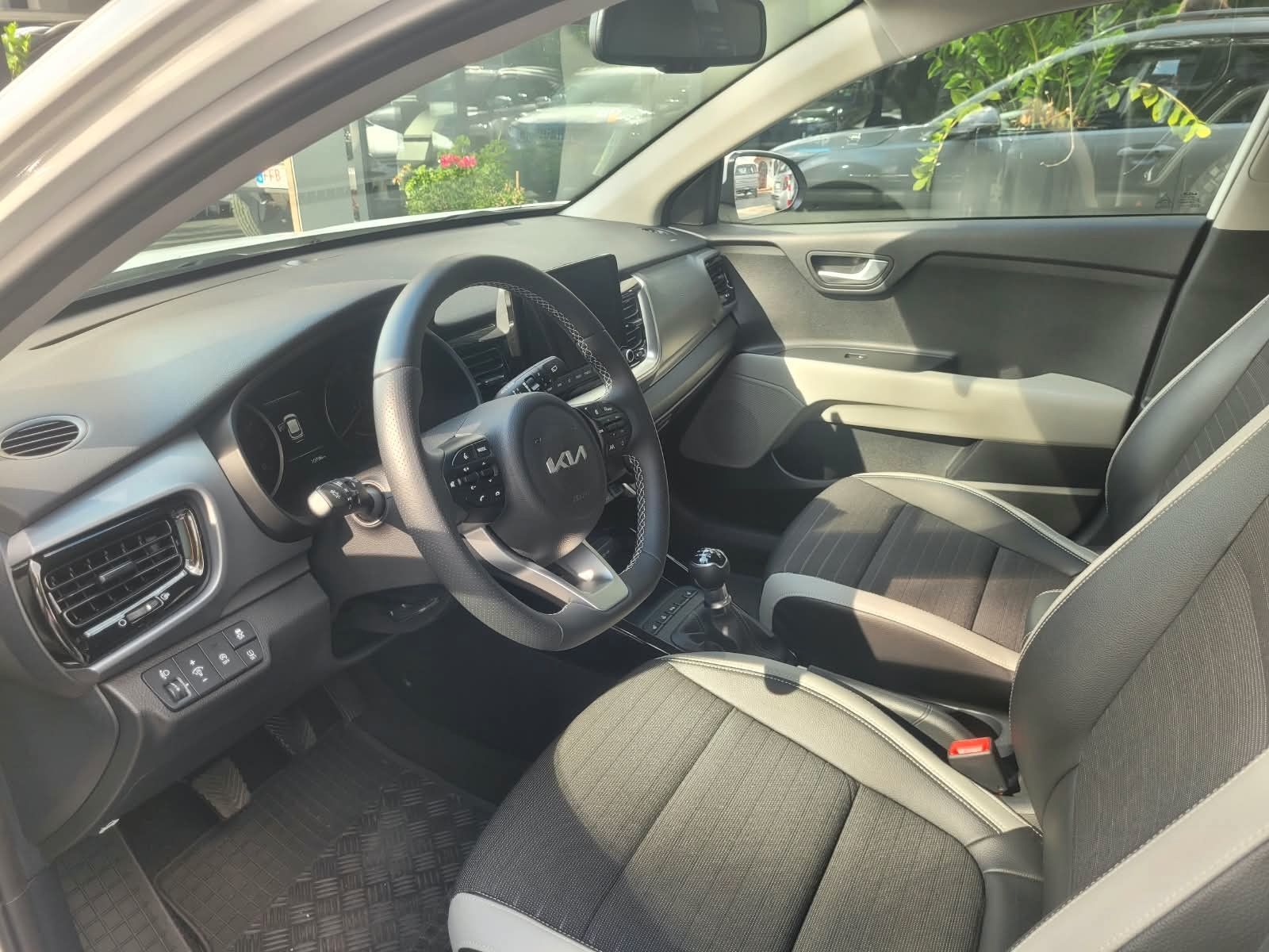 KIA Stonic Edition 7 Face Lift , Kamera, wie neu Ansicht 16 für Fahrzeugdetailseite