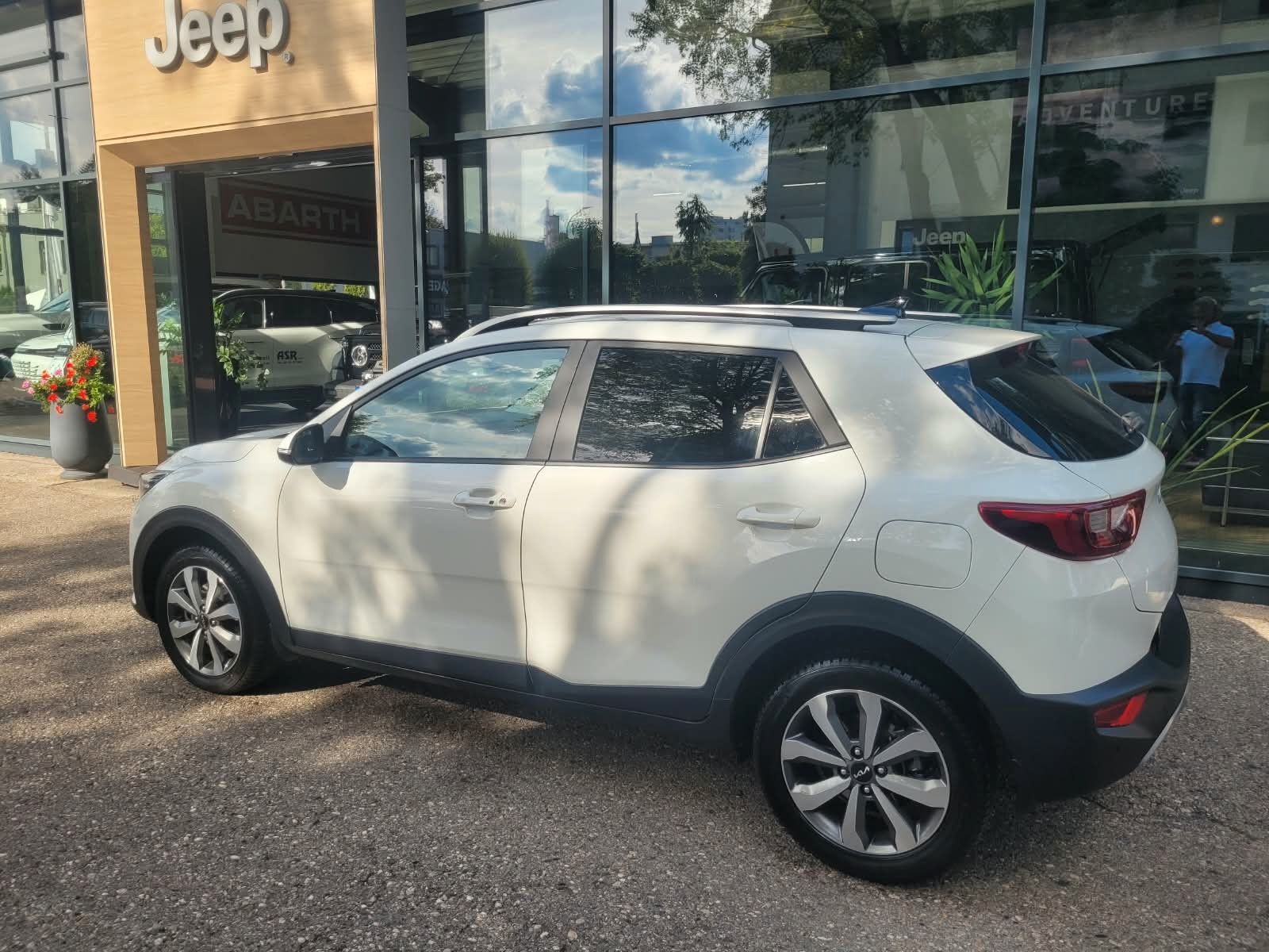 KIA Stonic Edition 7 Face Lift , Kamera, wie neu Ansicht 6 für Fahrzeugdetailseite
