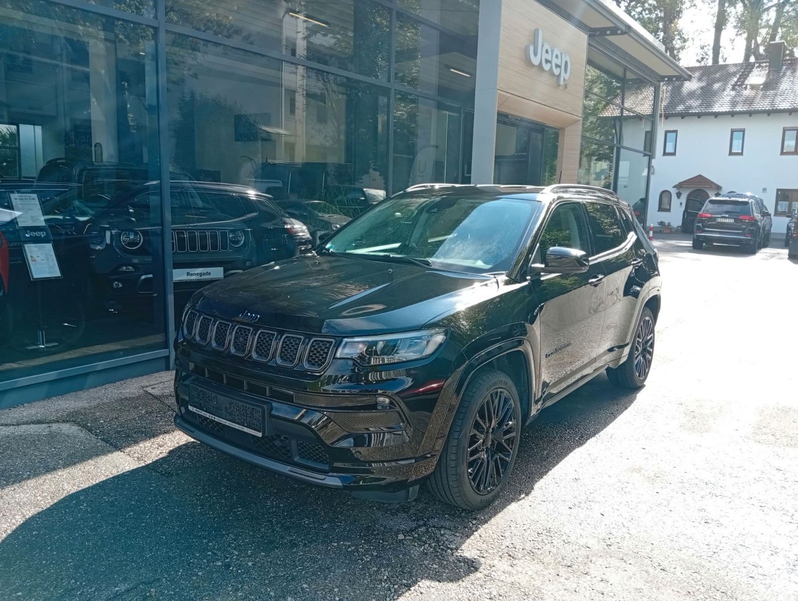 JEEP Compass S Plug-In Hybrid 4WD Ansicht 4 für Fahrzeugdetailseite