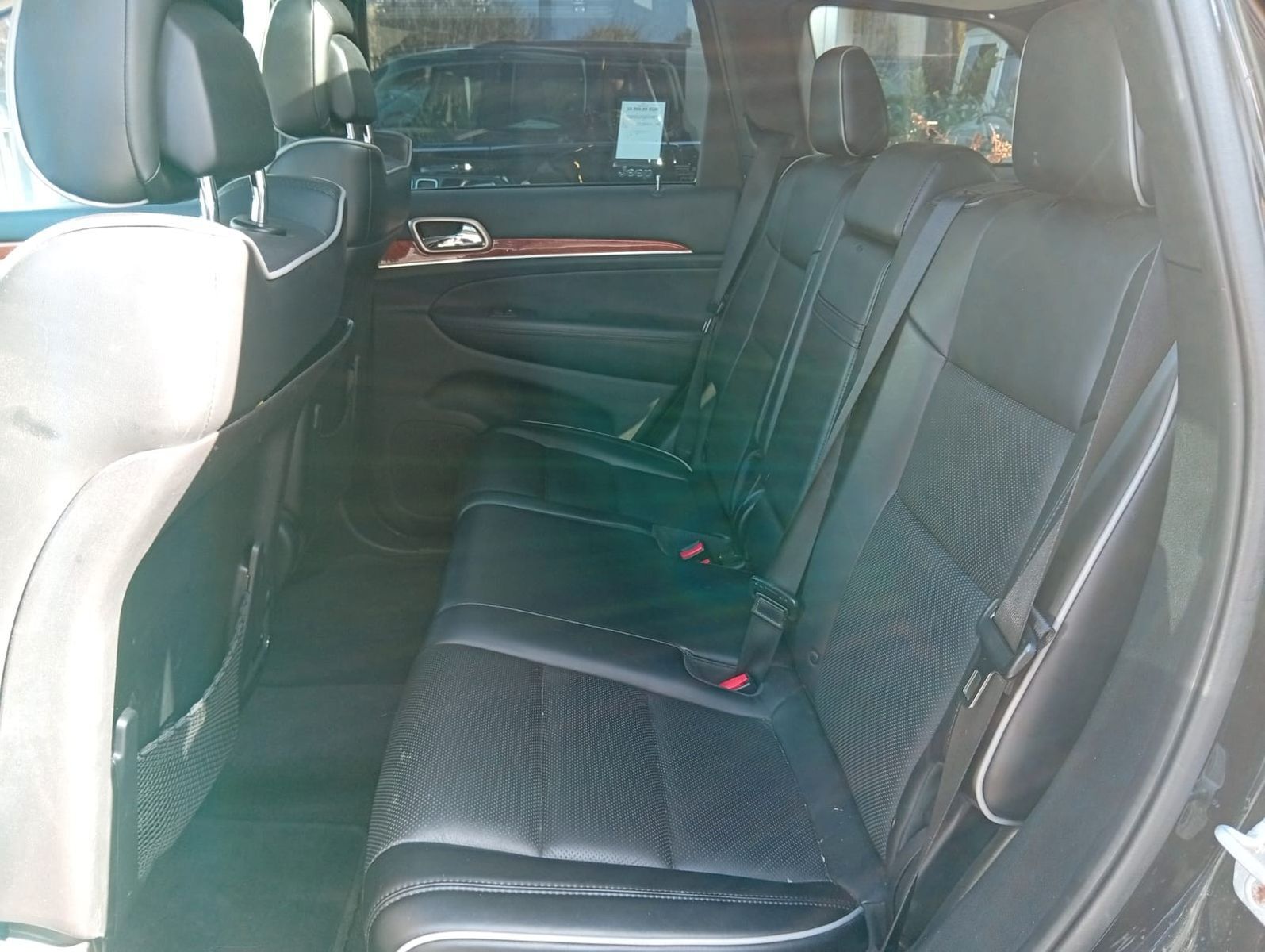 JEEP Grand Cherokee 5.7 V8 HEMI Overland Top Ansicht 11 für Fahrzeugdetailseite