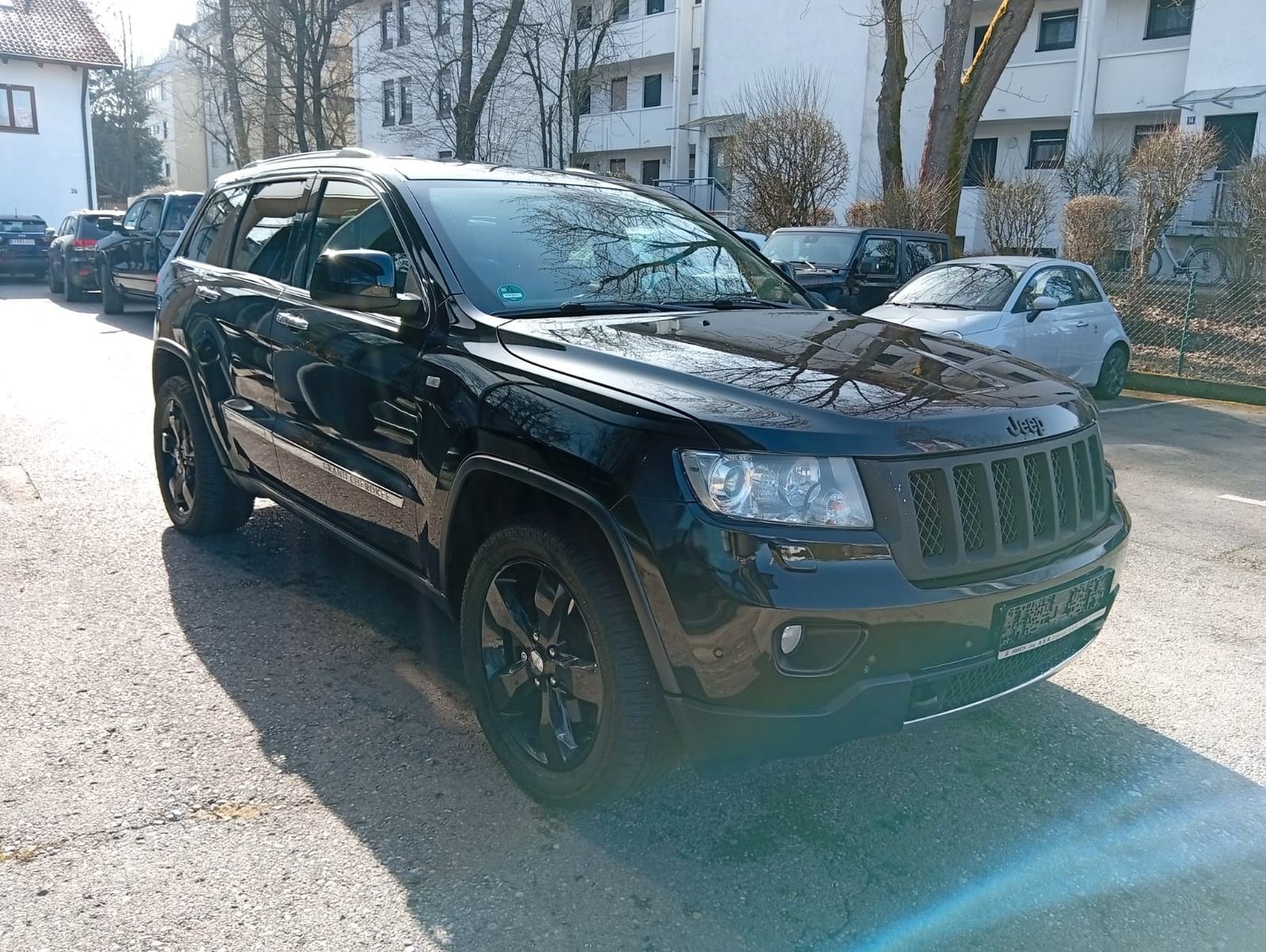 JEEP Grand Cherokee 5.7 V8 HEMI Overland Top Ansicht 4 für Fahrzeugdetailseite