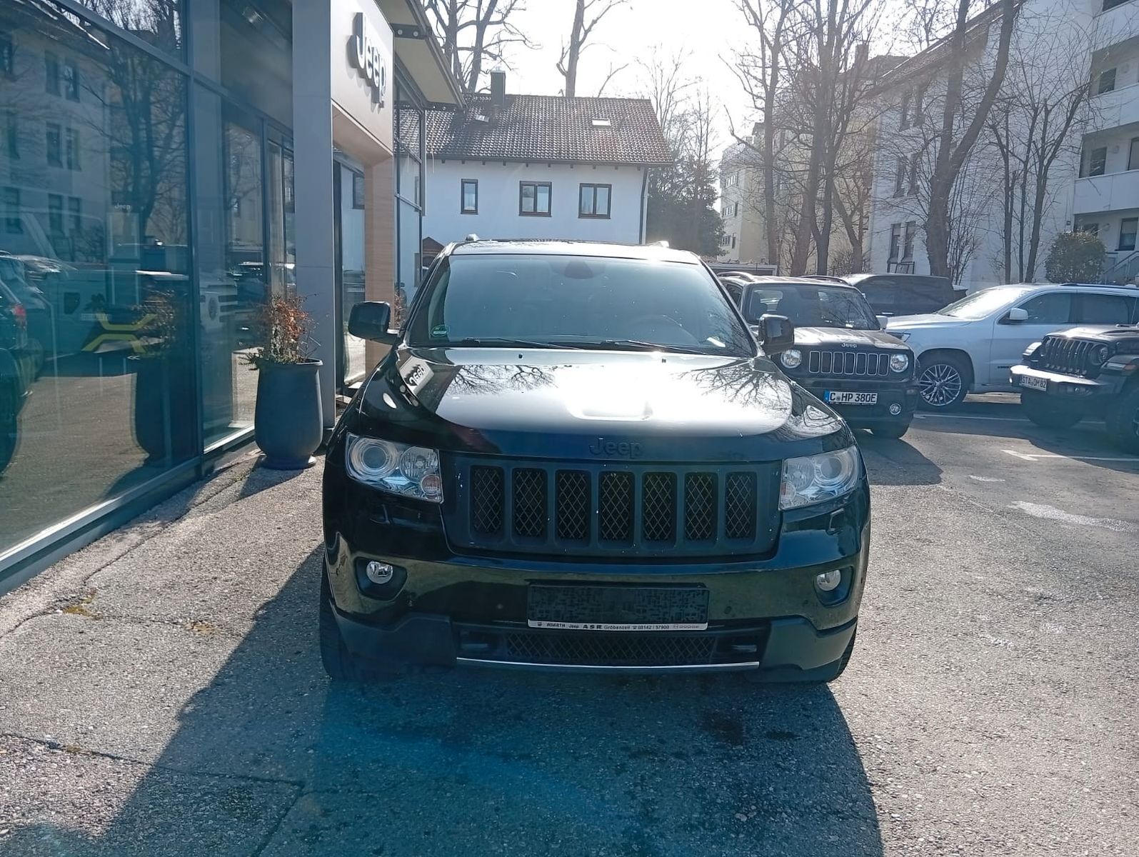 JEEP Grand Cherokee 5.7 V8 HEMI Overland Top Ansicht 7 für Fahrzeugdetailseite