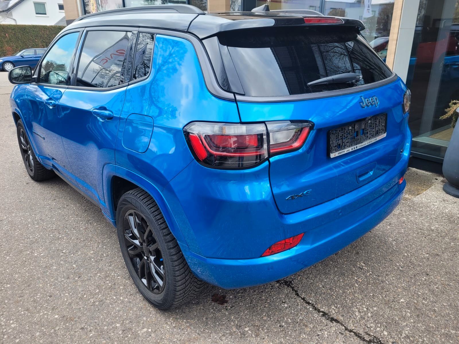 JEEP Compass S Plug-In Hybrid 4WD Ansicht 3 für Fahrzeugdetailseite