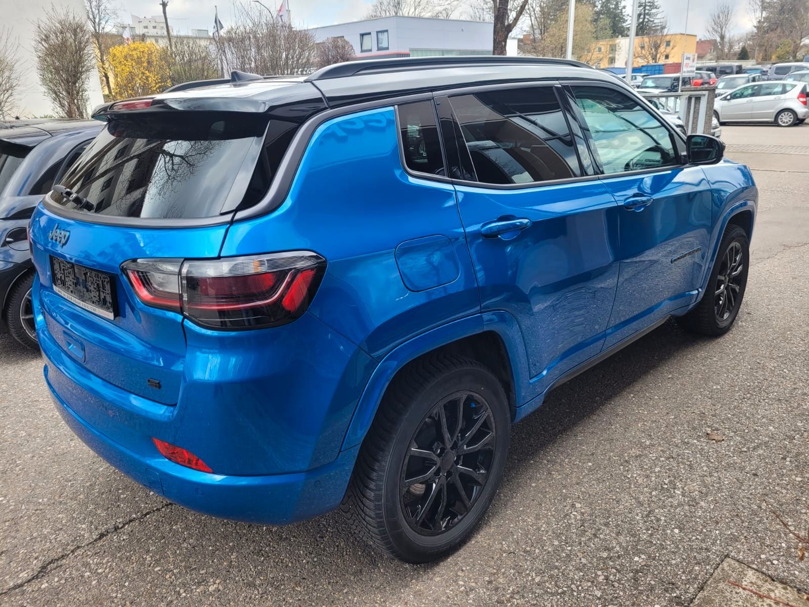 JEEP Compass S Plug-In Hybrid 4WD Ansicht 6 für Fahrzeugdetailseite