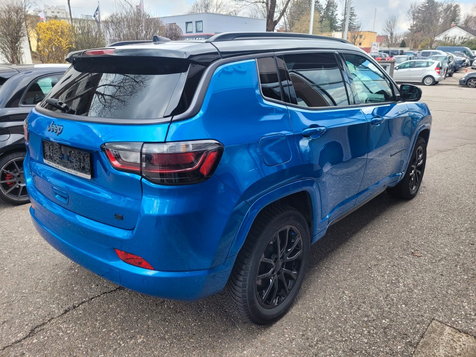 JEEP Compass S Plug-In Hybrid 4WD Ansicht 8 für Fahrzeugdetailseite