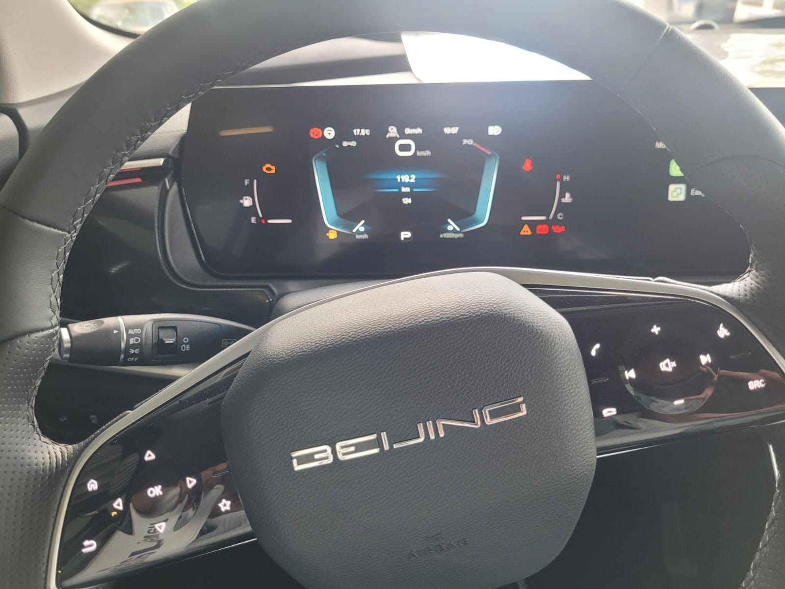 BAIC X75 Beijing Ansicht 9 für Fahrzeugdetailseite