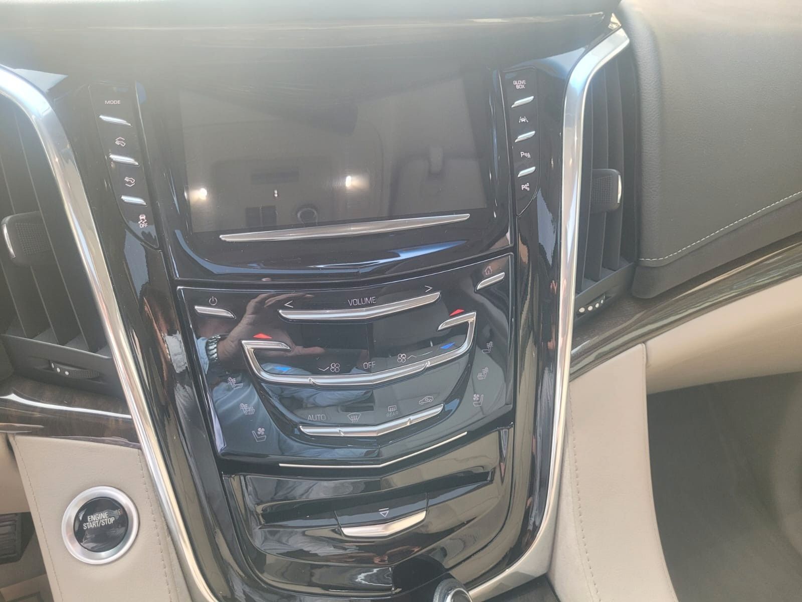 CADILLAC Escalade GMT K2XL Premium Top Ansicht 13 für Fahrzeugdetailseite