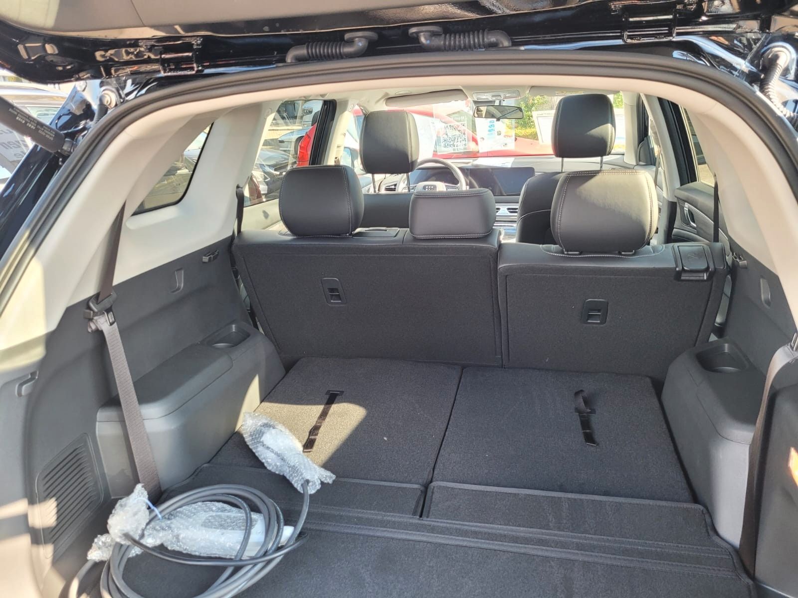 DFSK Fengon E5 PHEV 7 Sitzer Ansicht 12 für Fahrzeugdetailseite