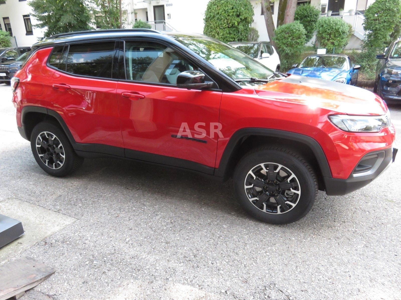 JEEP Compass High Upland  Plug-In Hybrid 4WD Ansicht 8 für Fahrzeugdetailseite